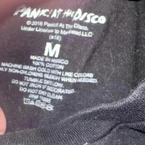 Panic at the Disco graphic Tee - Picture 2 of 2